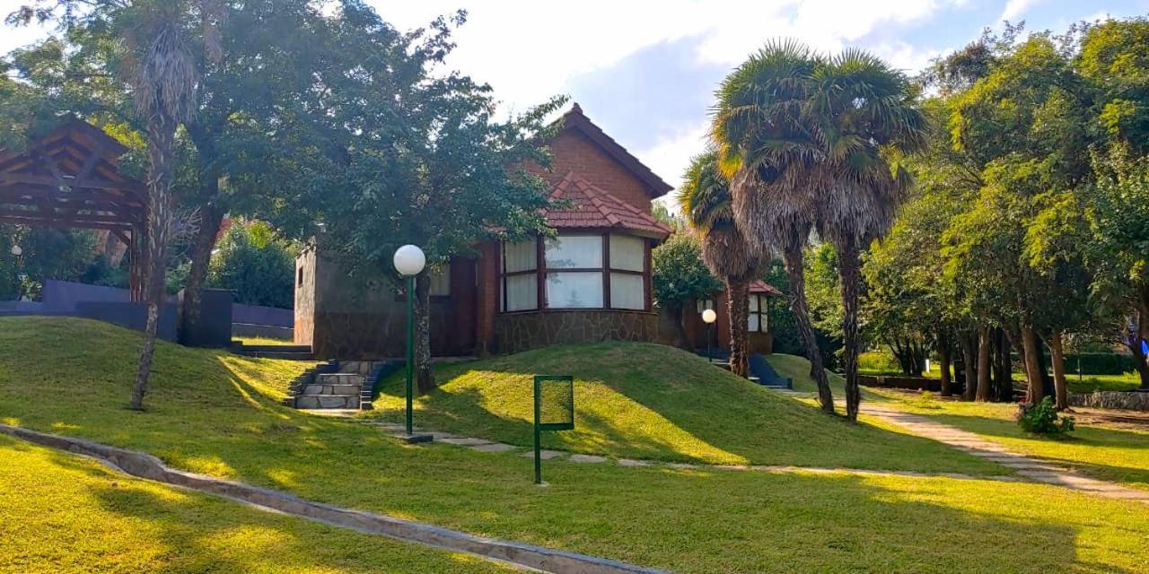 Cabanas El Refugio De Los Pajaros Villa de Merlo Exterior photo